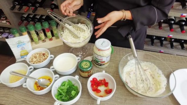 Deguste Wellness Emporium – Spaguetti Refrescante com castanha caramelizada.
